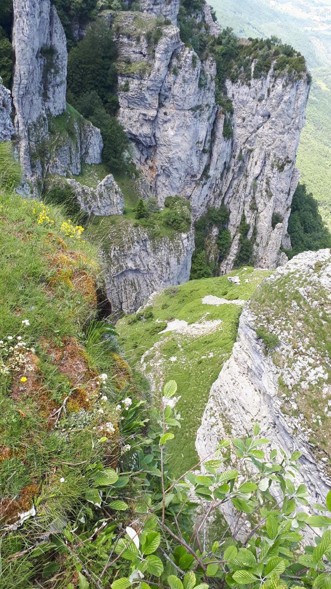 La Garde Adhemar, L'Escalier Medieval Екстериор снимка